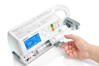 Pousse seringue et système de perfusion